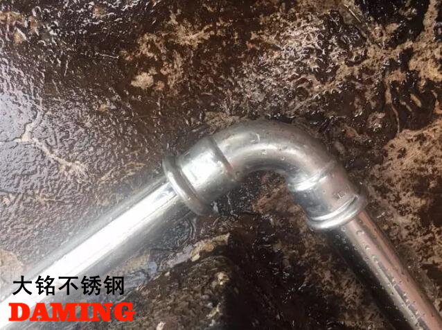 探花视频在线观看探花在线播放給水管