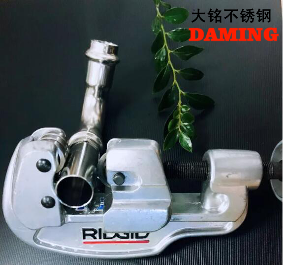 探花视频在线观看探花在线播放割刀